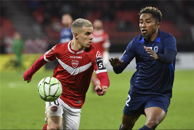 关于瓦朗谢纳主场失利，近期表现有所下滑需警惕的信息