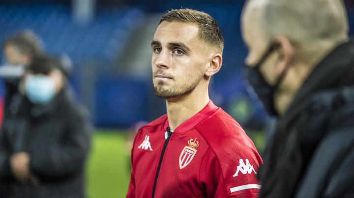 关于蒙彼利埃客场绝杀摩纳哥，领跑榜首的信息