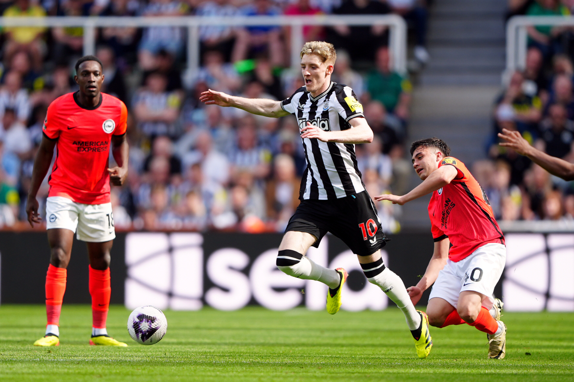 包含德国队鏖战英格兰队，波尔高光表现的词条