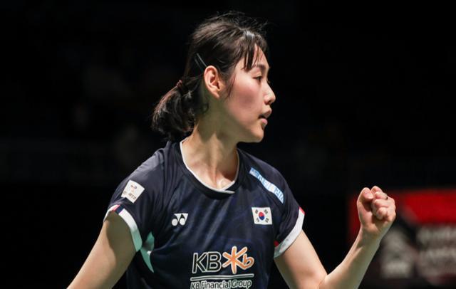 包含印度队翻盘泰国队,陈雨菲点燃赛场的词条 包含印度队翻盘泰国队,陈雨菲点燃赛场的词条